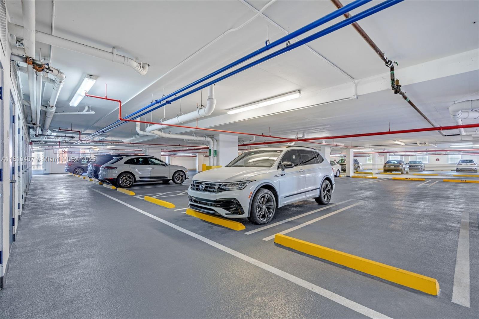 GABLES MARQUIS CONDO - Residential