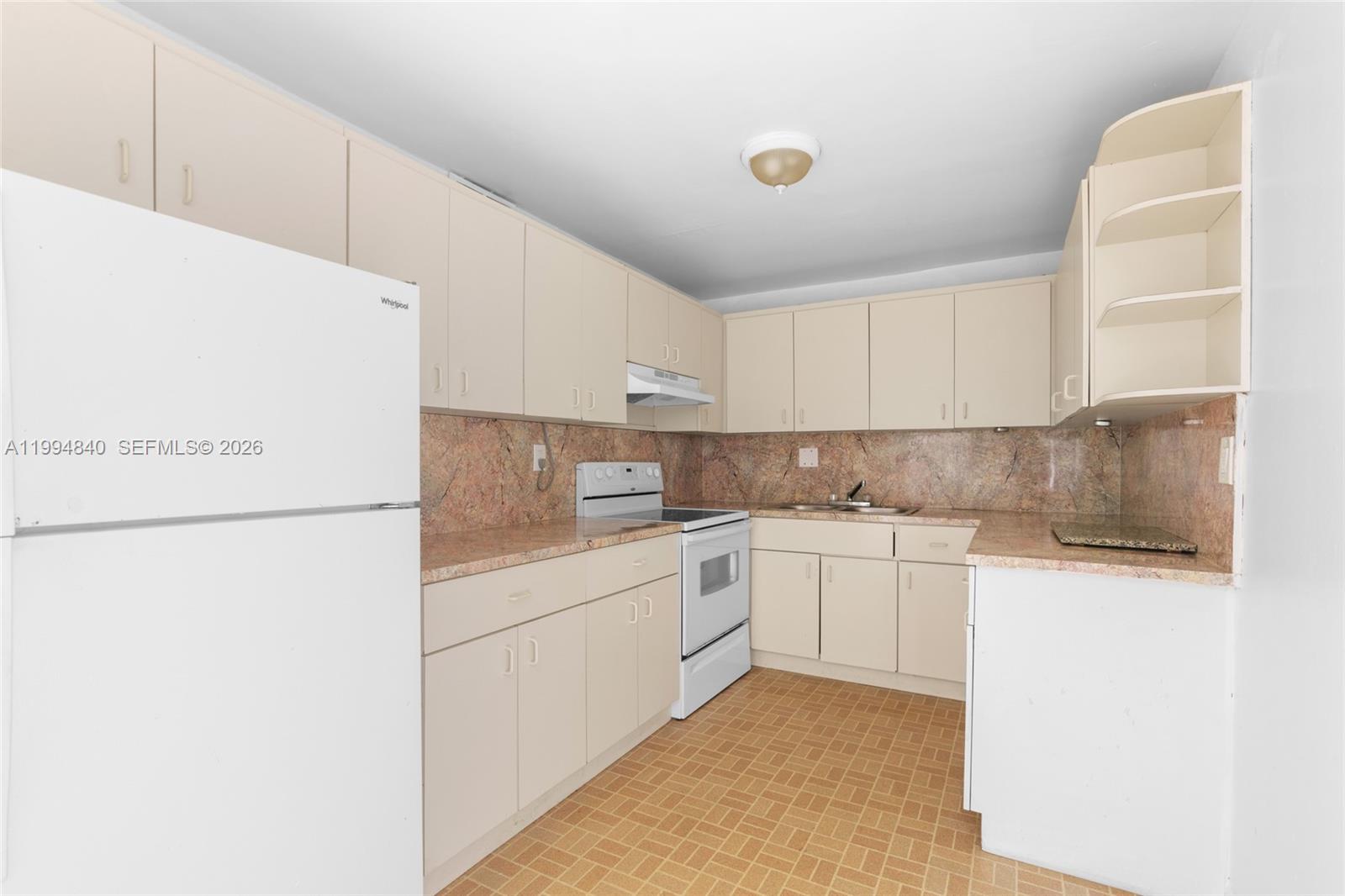 CYPRESS CLUB OF KENDALE C - Residential