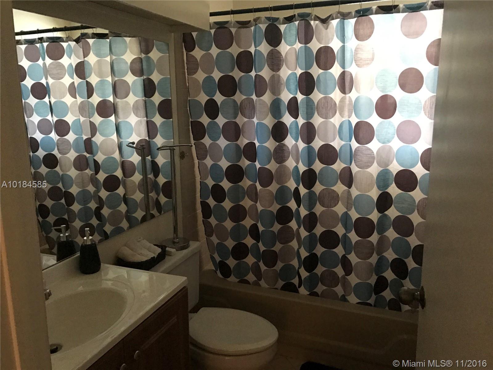 Applewood Village 2-B Con - Residential Lease