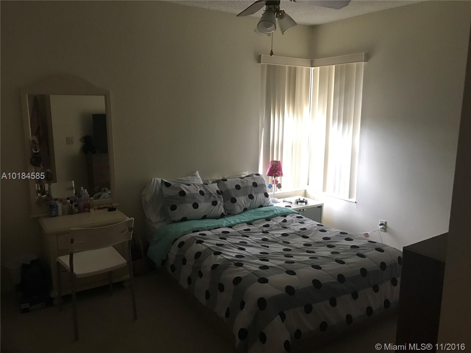 Applewood Village 2-B Con - Residential Lease