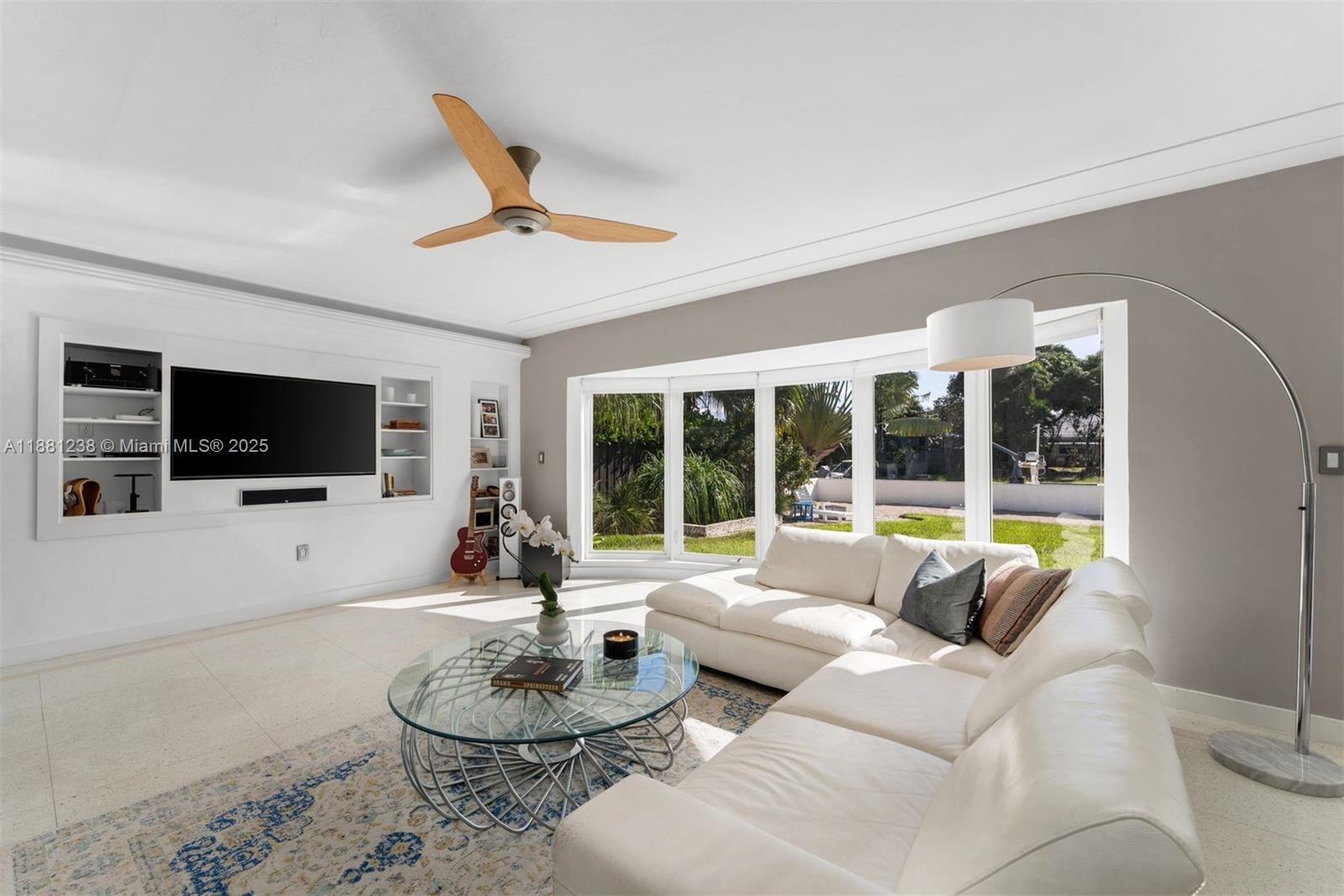 BISCAYNE POINT - Residential Lease