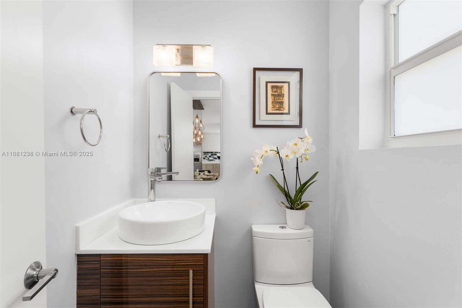 BISCAYNE POINT - Residential Lease