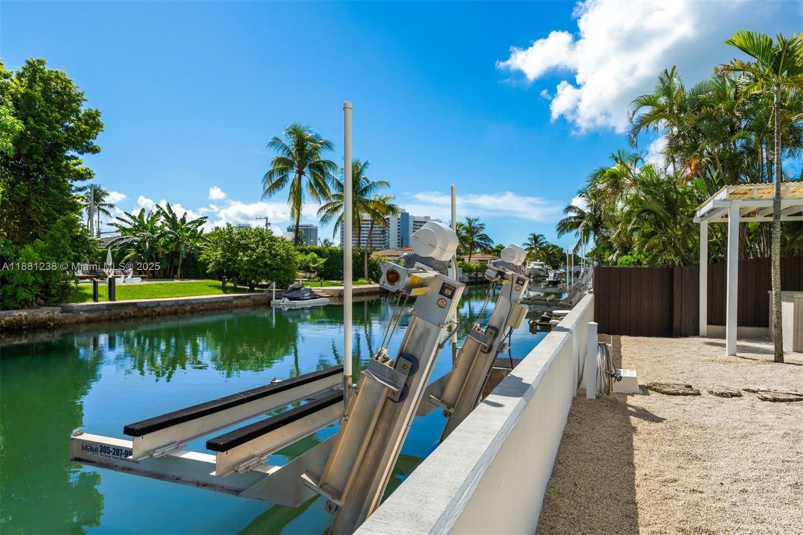 BISCAYNE POINT - Residential Lease