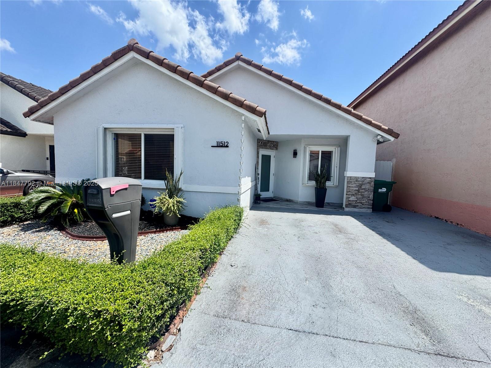 UNIVERSITY COURTS SUB - Residential