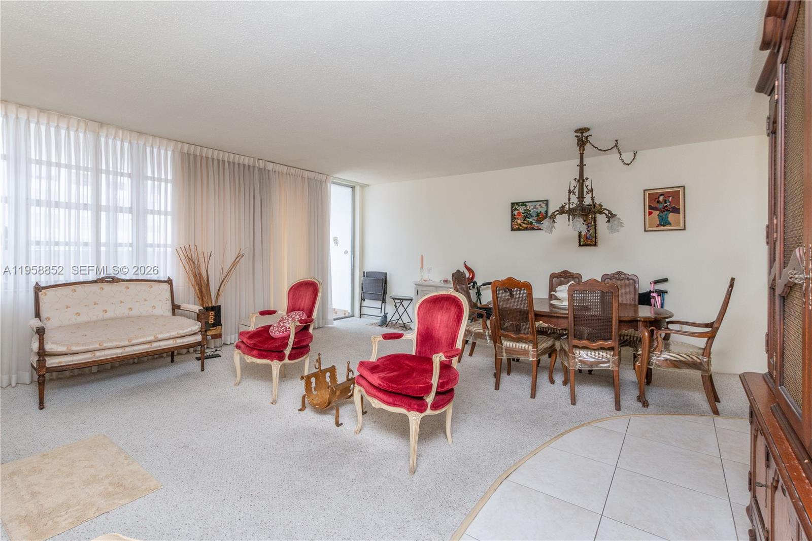 COMMODORE PLAZA CONDO - Residential