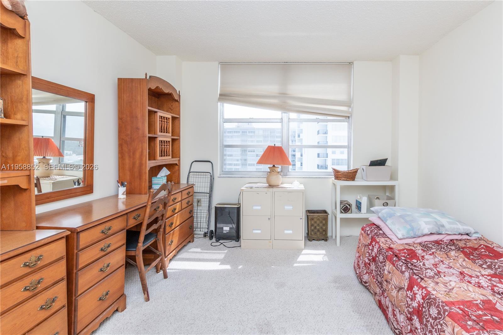 COMMODORE PLAZA CONDO - Residential