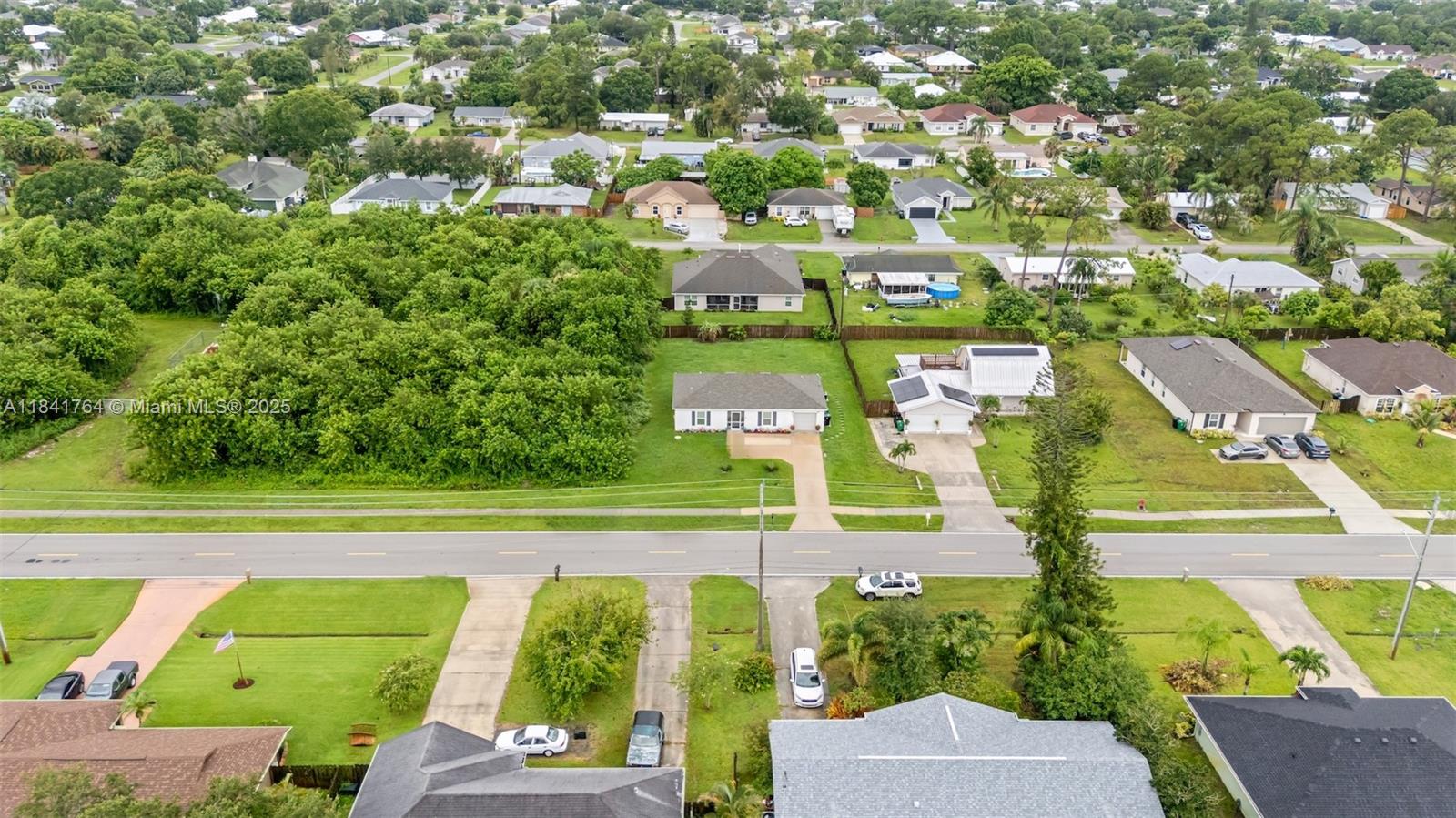 973 NW Bayshore Blvd, Port St Lucie, FL, 34983/$350,000 1 973 NW Bayshore Blvd
