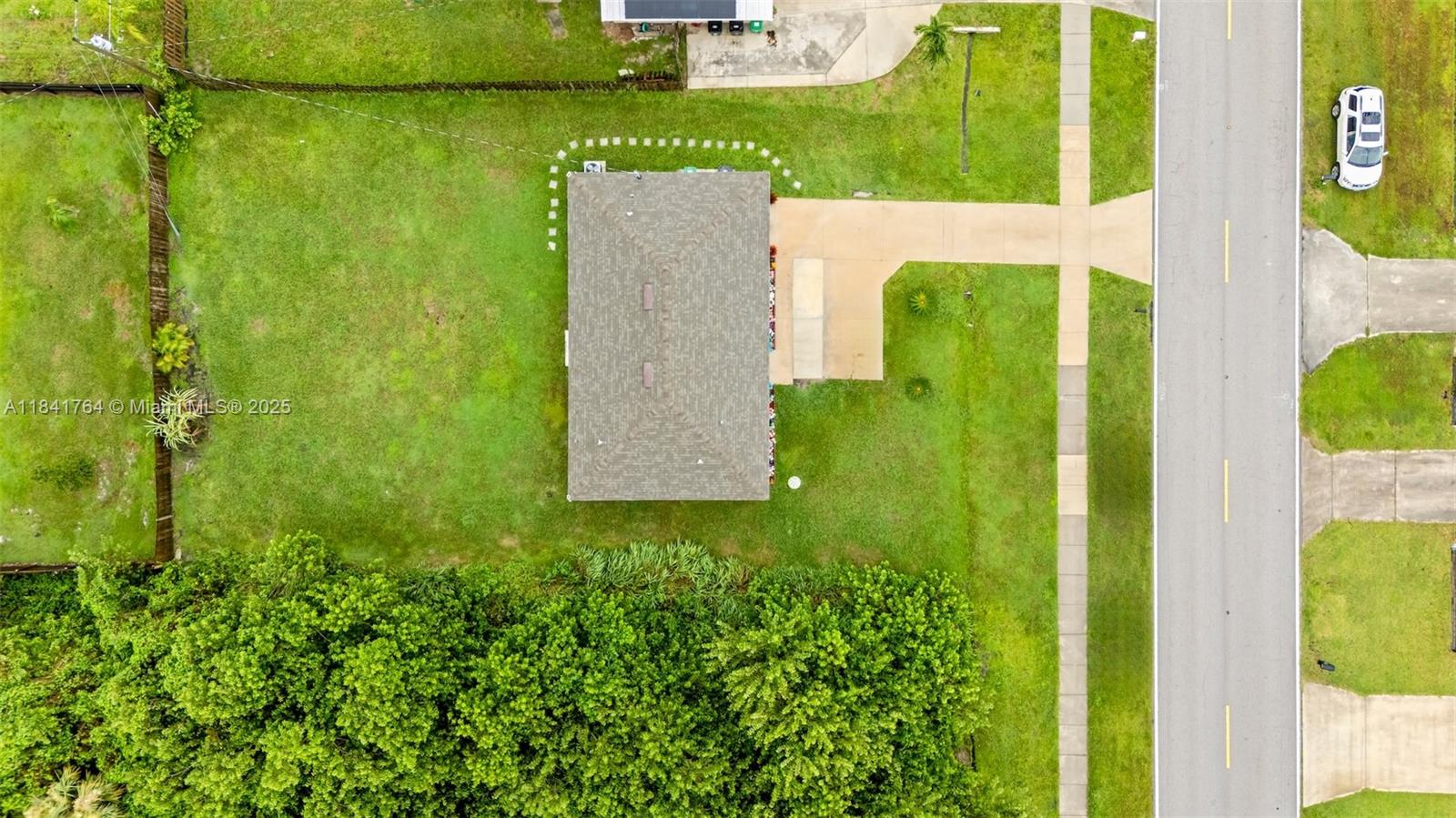 973 NW Bayshore Blvd, Port St Lucie, FL, 34983/$350,000 2 973 NW Bayshore Blvd