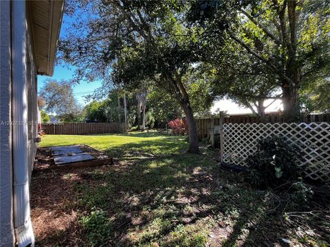 Tiny photo for 1420 NW Dimperio Ave, Port St Lucie, FL 34953 (MLS # A12027323)