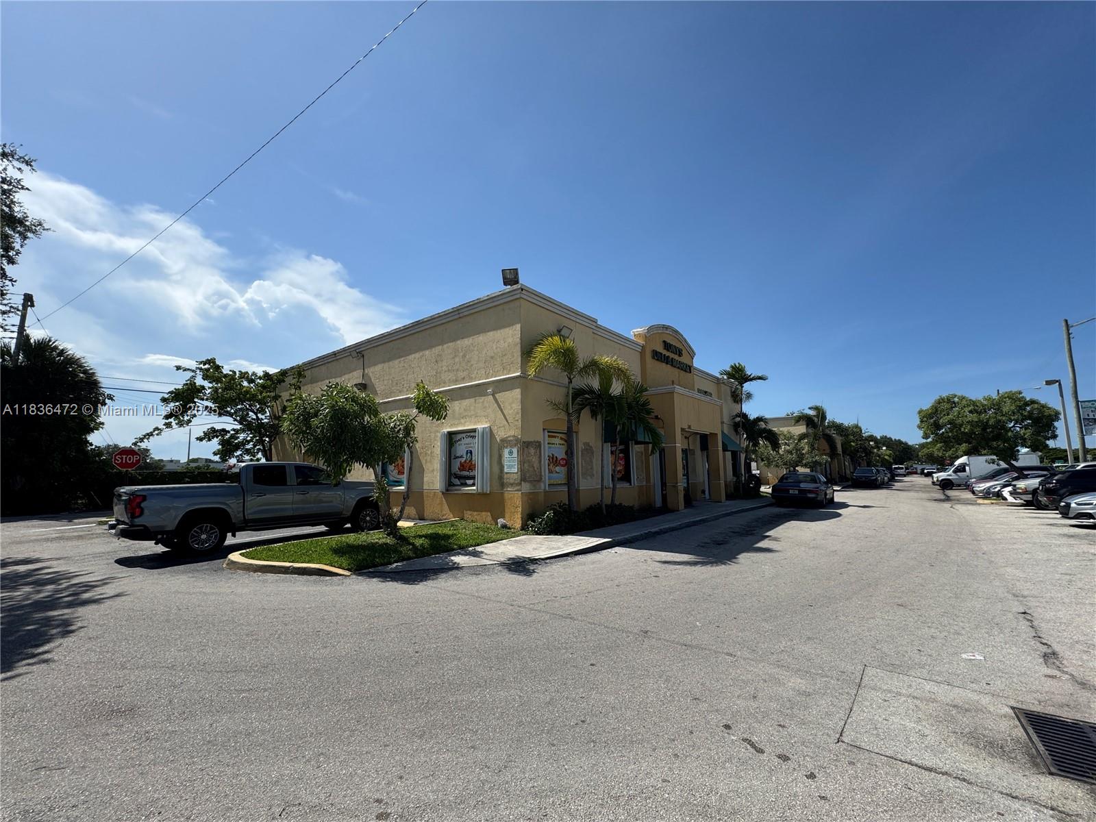 FSB Prime Investment Opportunity on N Dixie Hwy in Deerfield Beach, FL. This commercial building is located 2 miles from i95 and 4 miles from the beaches, it presents an excellent opportunity for investors seeking steady rental income. With two established tenants—a grocery store and a beauty salon/barber shop. Both storefronts are well-maintained, ensuring minimal upkeep for the new owner.
The property is situated in a vibrant community, with great visibility along N Dixie Hwy, a major thoroughfare. Zoned B-3C, it offers flexible commercial uses, making it a perfect fit for a variety of businesses. The building is available for sale along with the current leases—ideal for an investor looking for a hands-off income property.