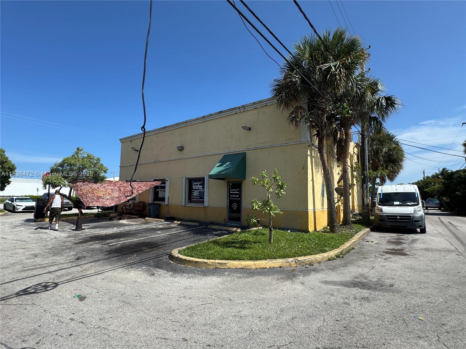 5105 N Dixie Hwy, Deerfield Beach, FL, 33064/$825,000 4 5105 N Dixie Hwy