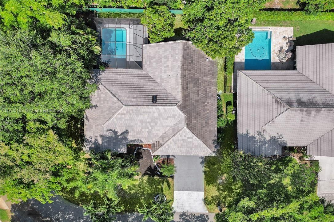 WINSTON PARK - Residential