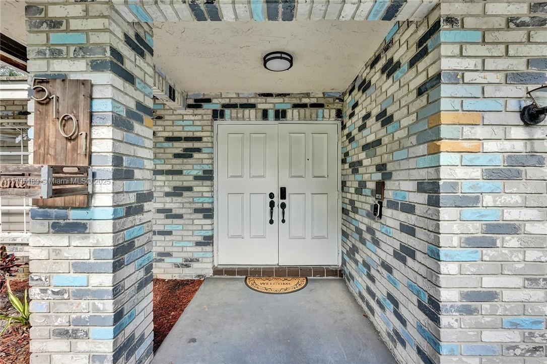 WINSTON PARK - Residential