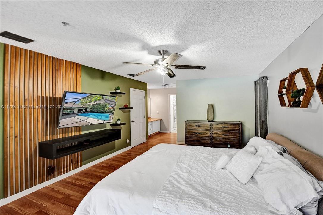 WINSTON PARK - Residential