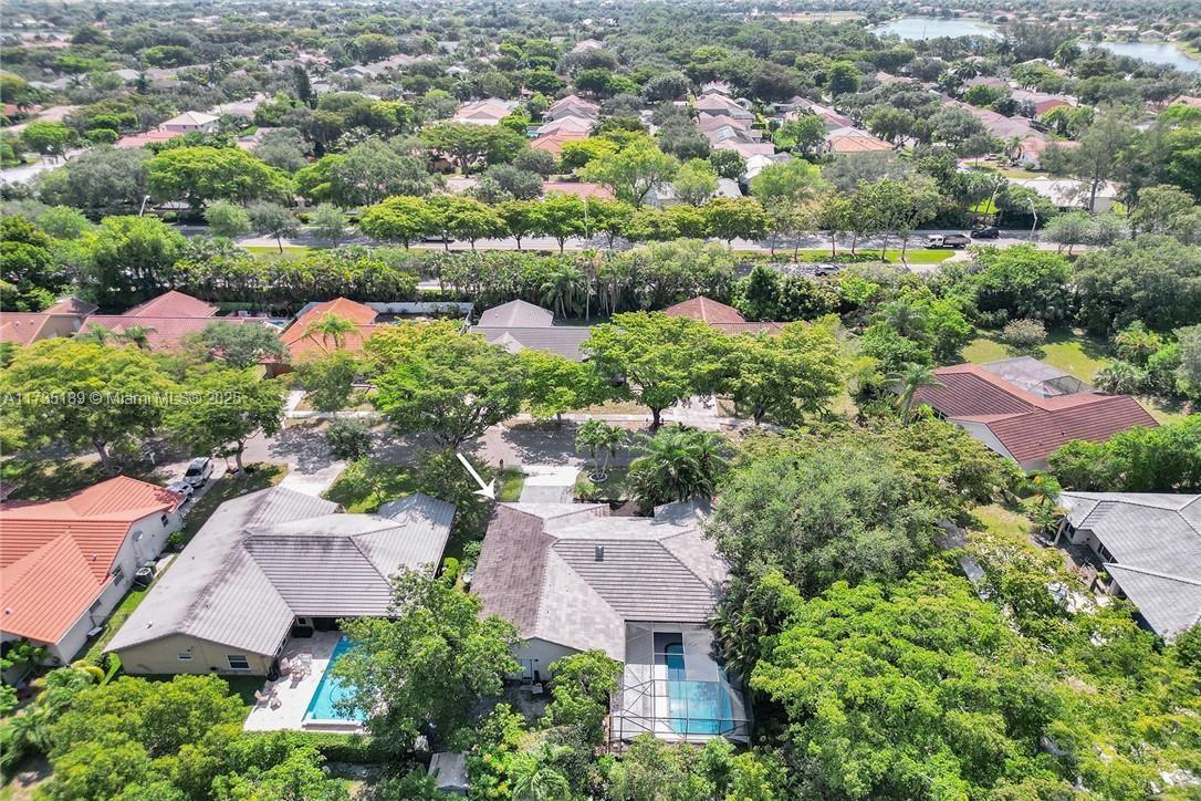WINSTON PARK - Residential