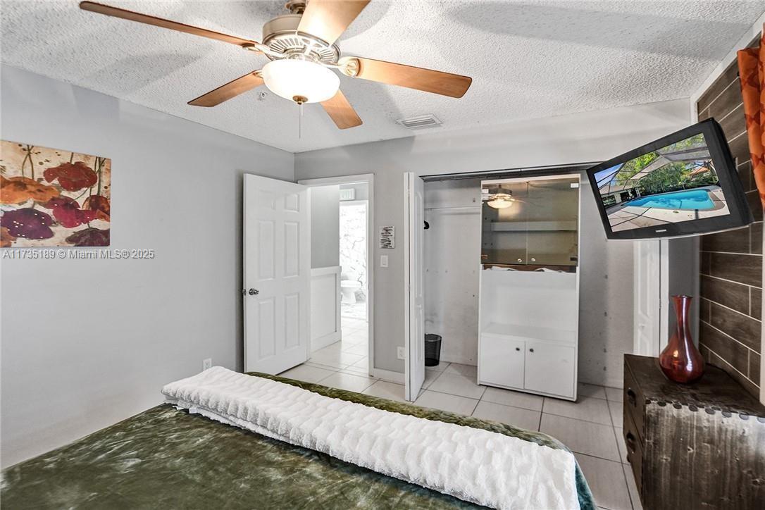 WINSTON PARK - Residential