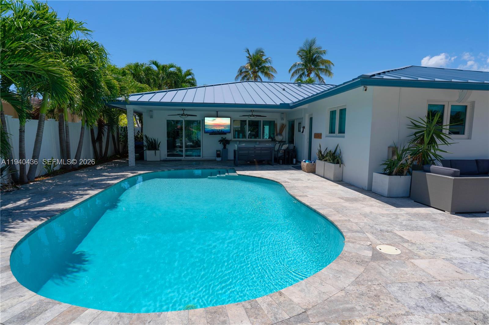 LAKE ESTATES - Residential