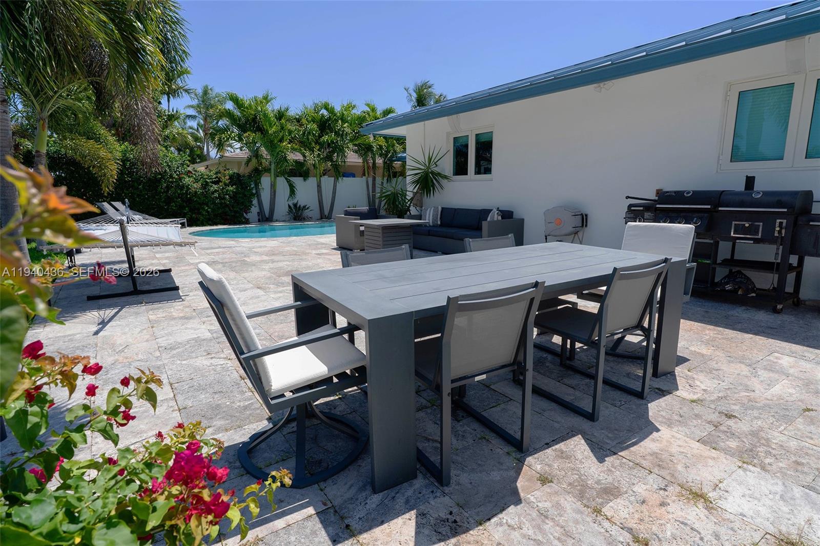 LAKE ESTATES - Residential