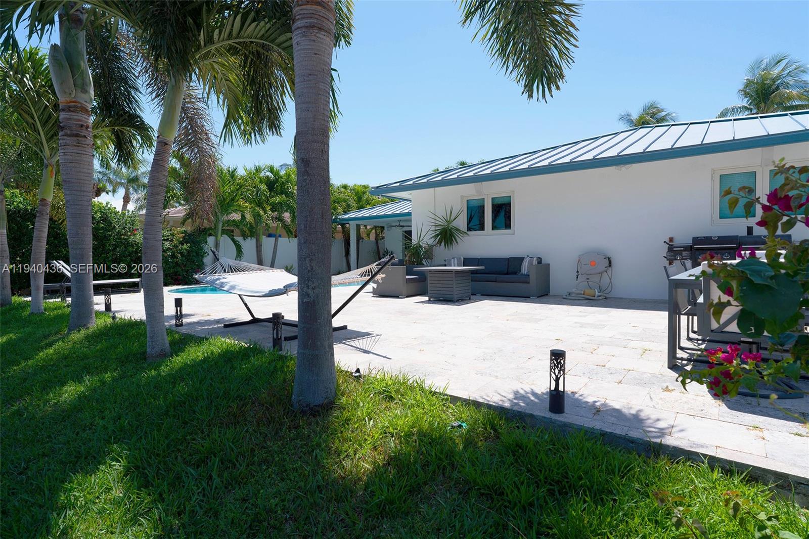 LAKE ESTATES - Residential