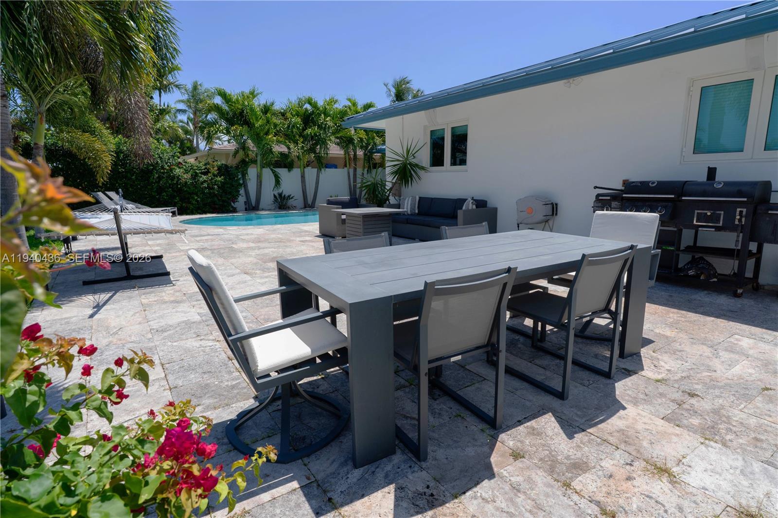 LAKE ESTATES - Residential