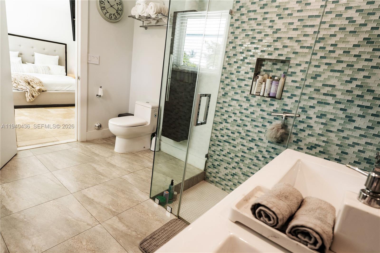 LAKE ESTATES - Residential