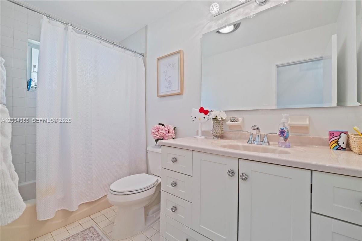 CORAL RIDGE COUNTRY CLUB - Residential