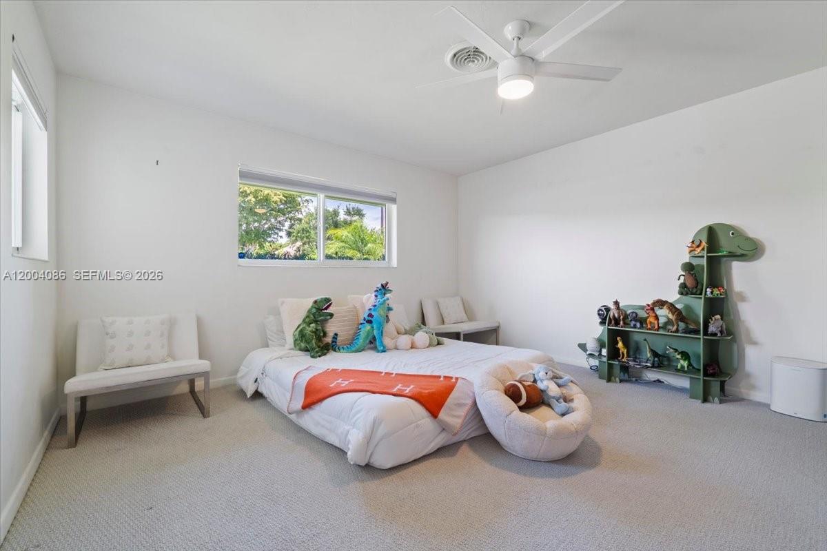 CORAL RIDGE COUNTRY CLUB - Residential