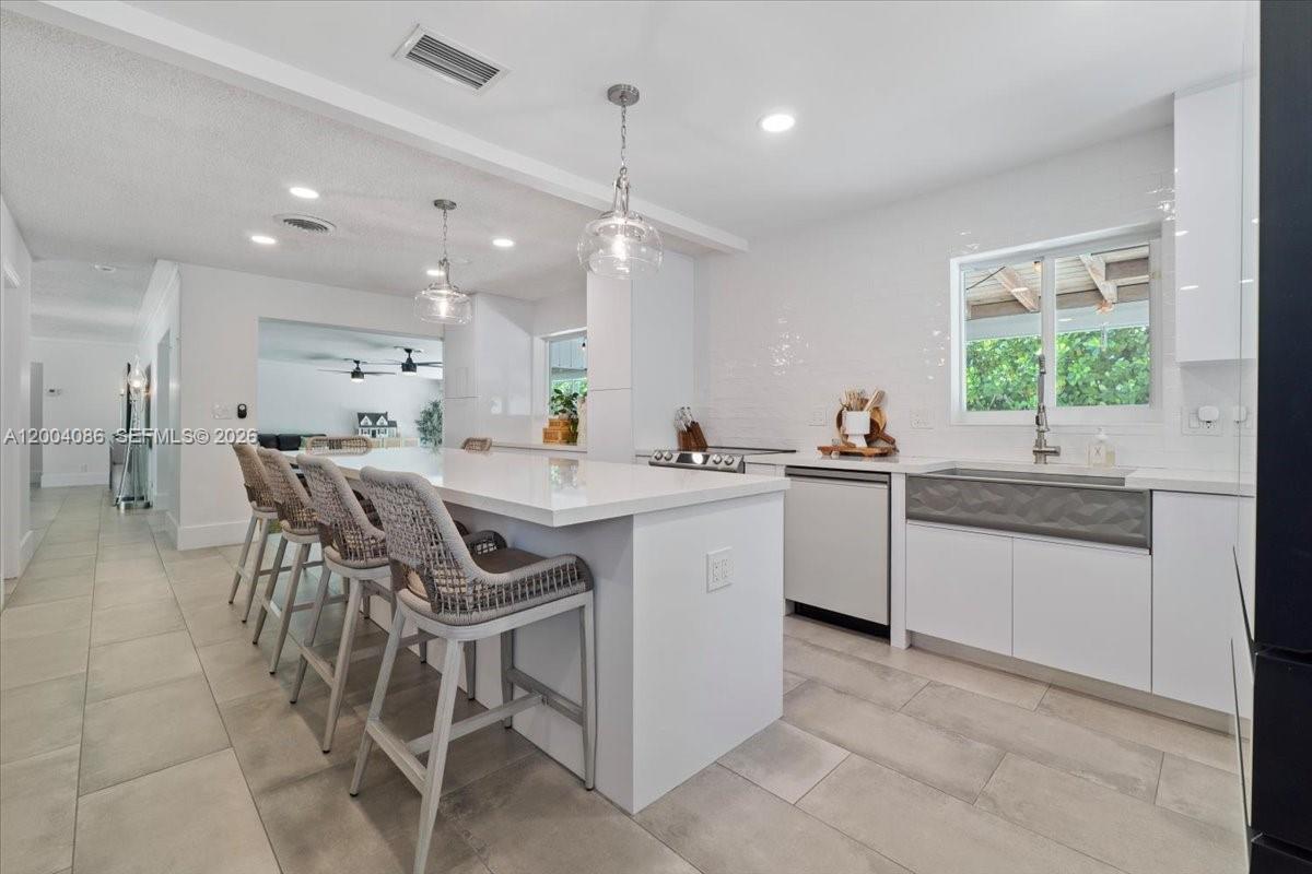 CORAL RIDGE COUNTRY CLUB - Residential