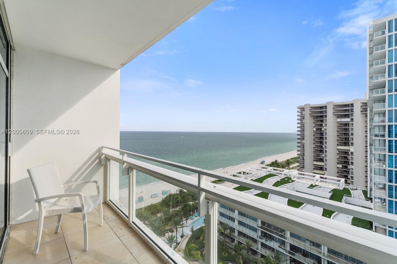 CENTRAL CARILLON BEACH CO - Residential Lease