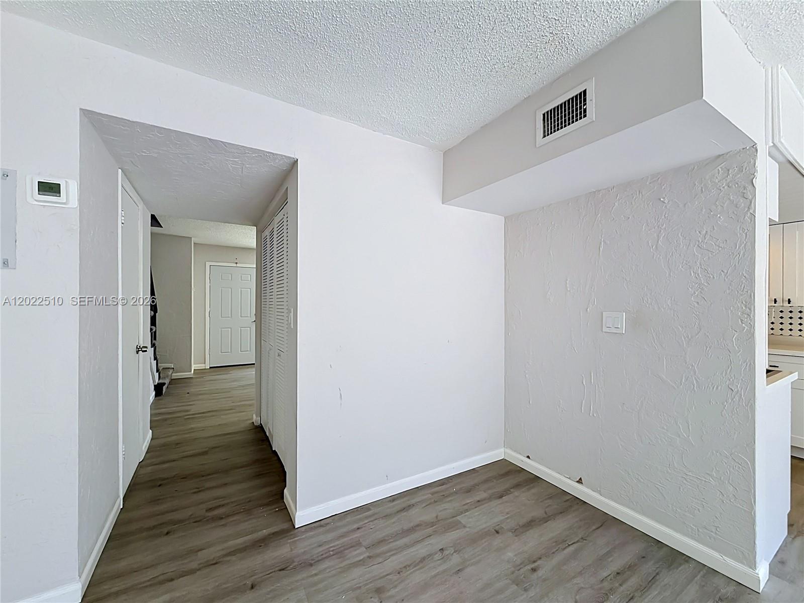 TOWNHOUSES AT NOVA - Residential