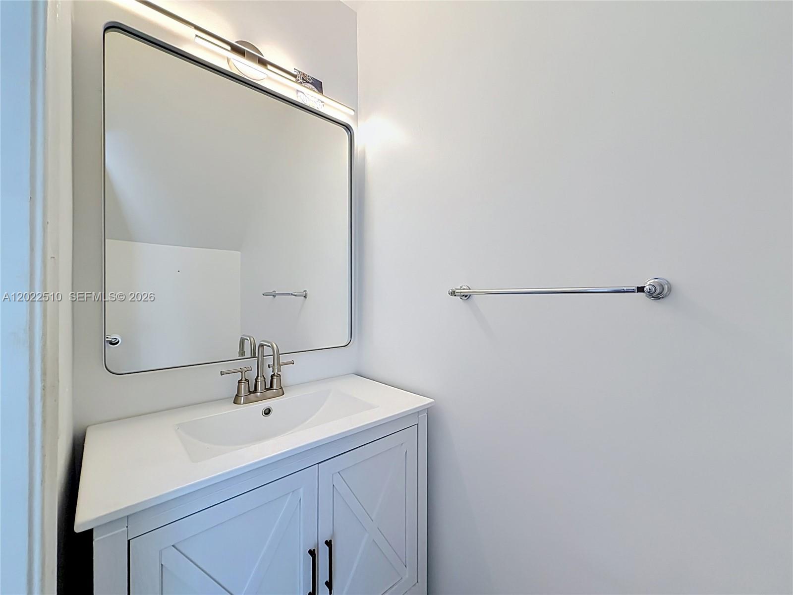 TOWNHOUSES AT NOVA - Residential