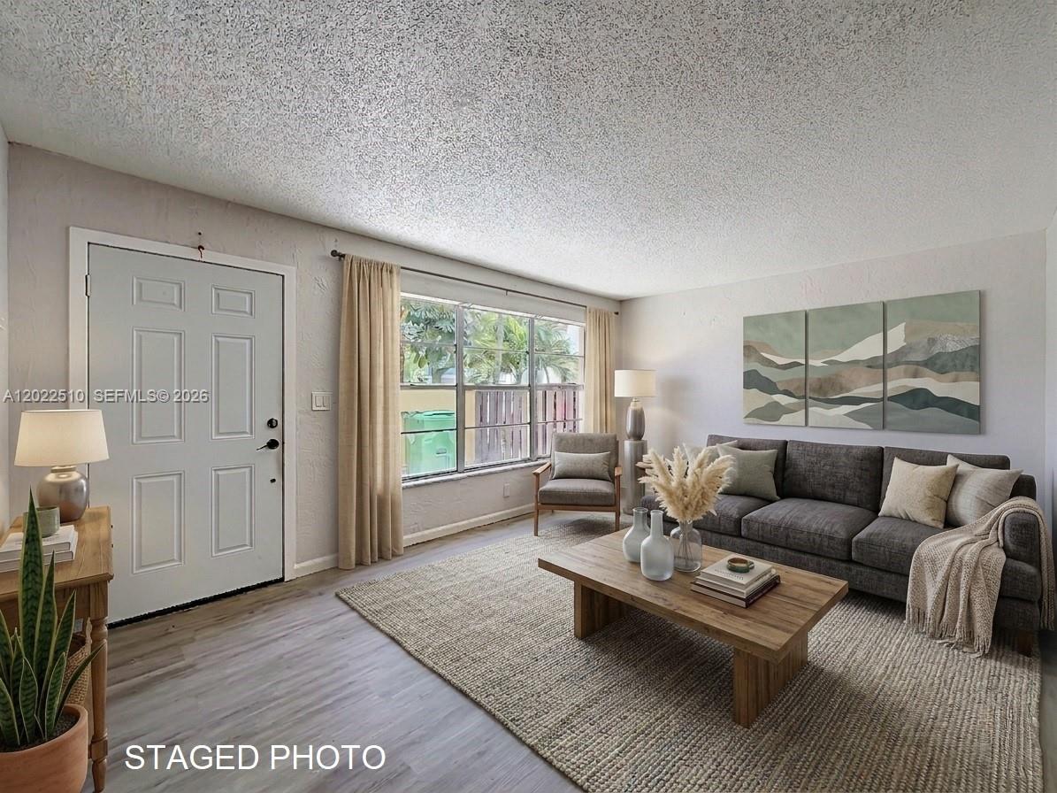 TOWNHOUSES AT NOVA - Residential