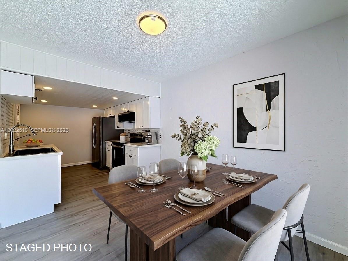 TOWNHOUSES AT NOVA - Residential