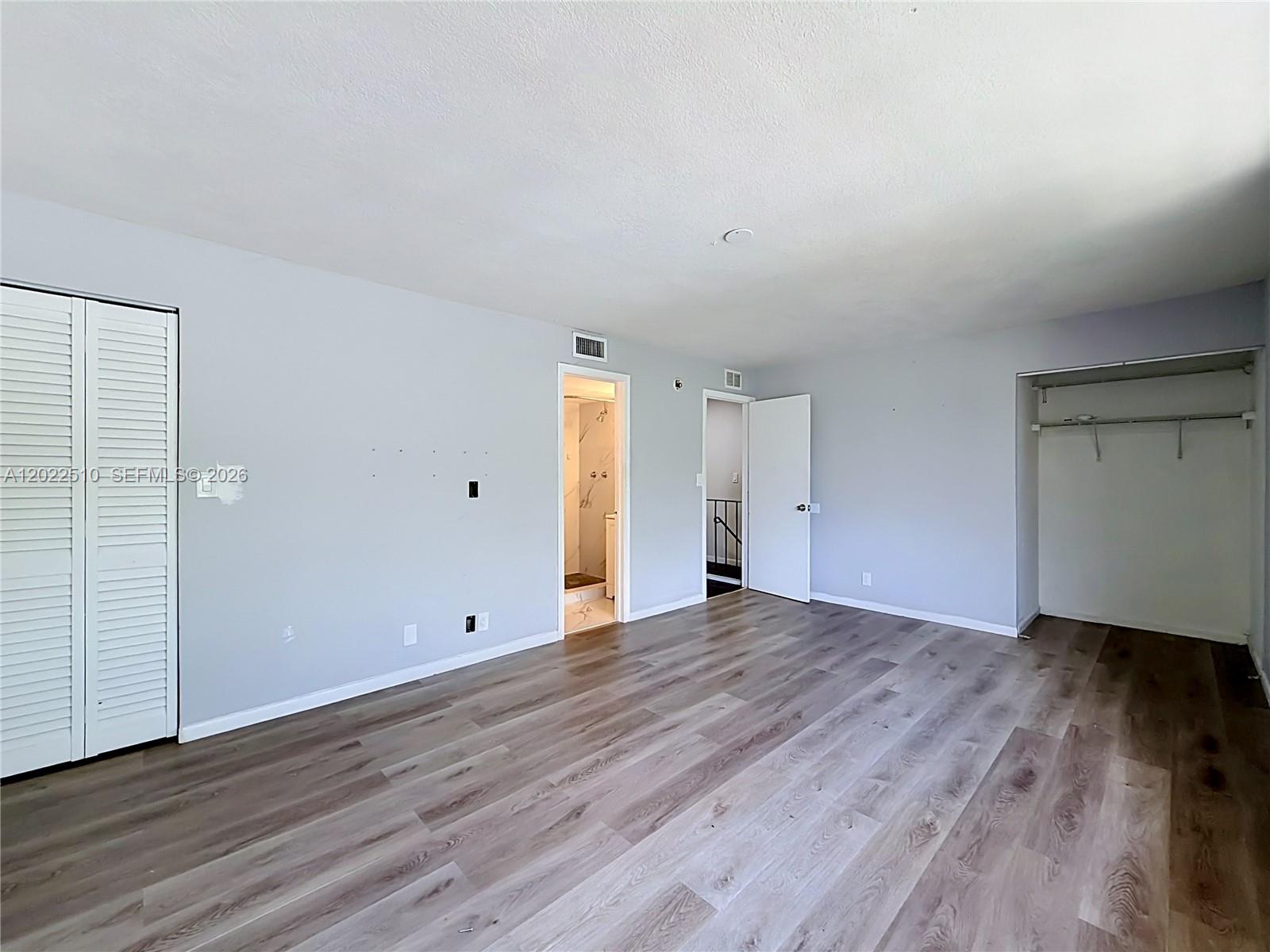 TOWNHOUSES AT NOVA - Residential