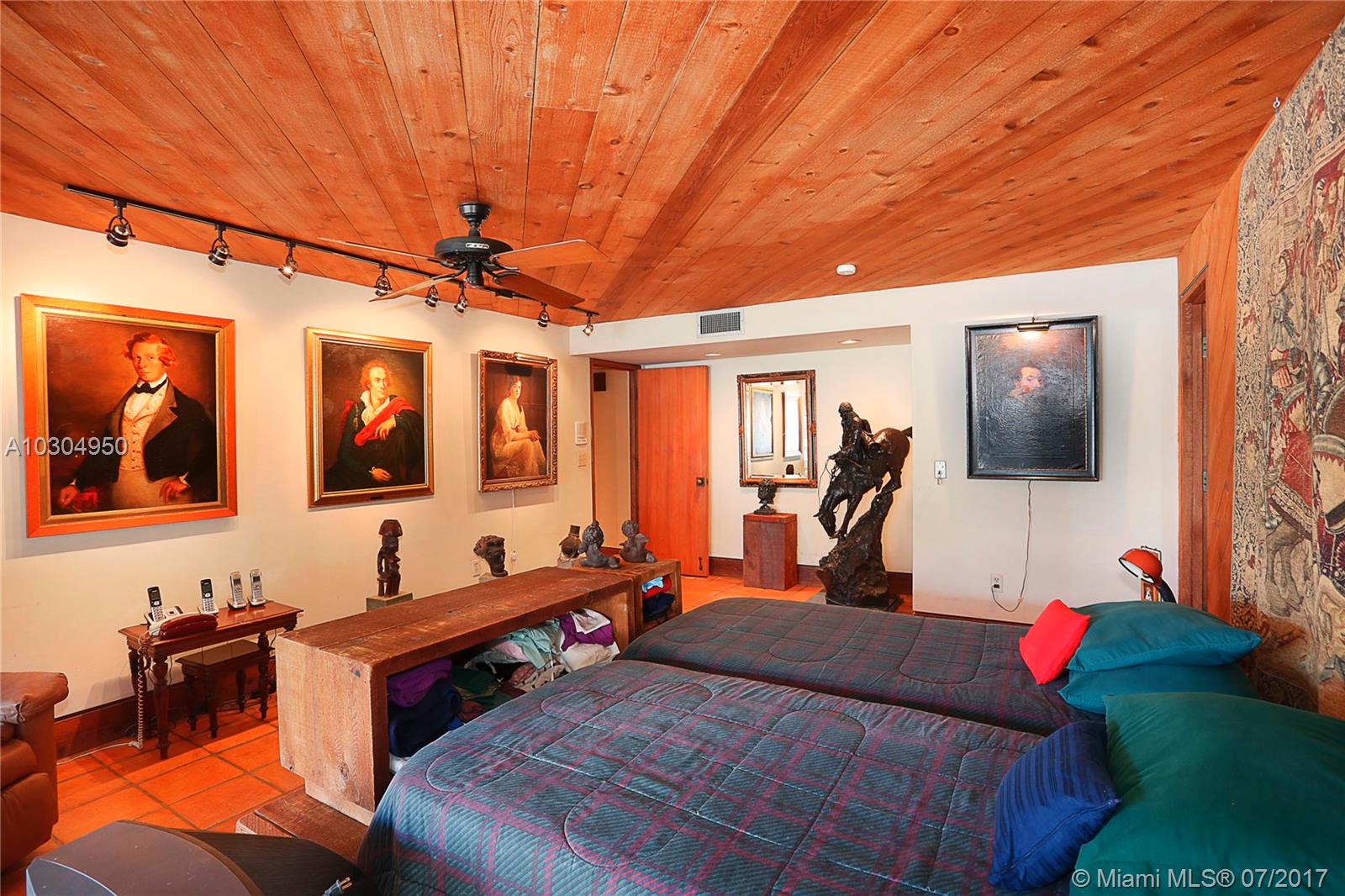 GABLES ESTATES NO 2 - Residential