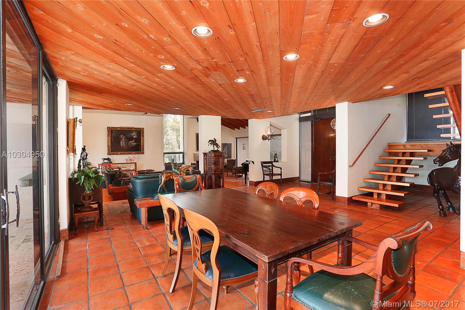 GABLES ESTATES NO 2 - Residential