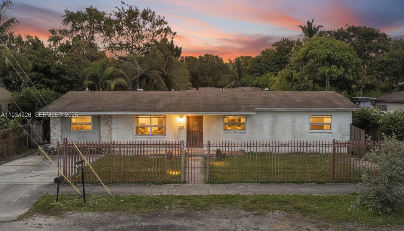 AVOCADO ESTATES - Residential