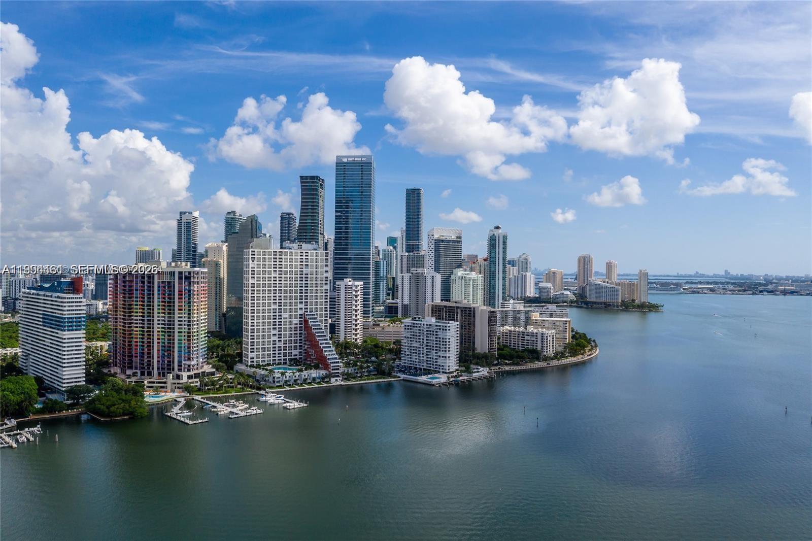 VILLA REGINA CONDO - Residential