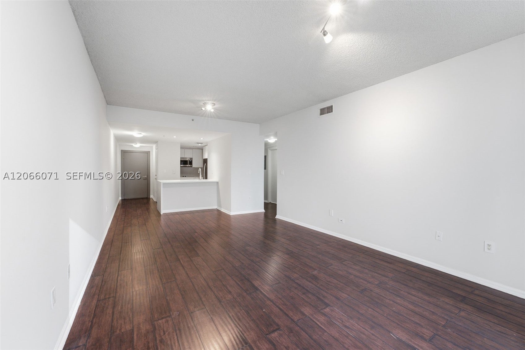 185 SE 14th Ter 1010