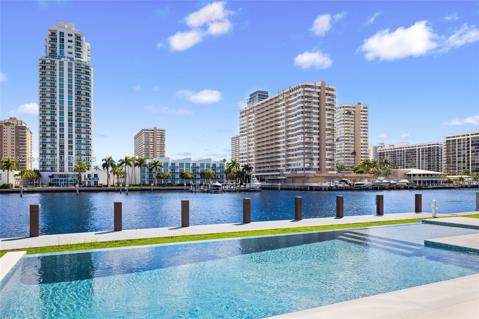 GOLDEN ISLES SEC A REV PL - Residential