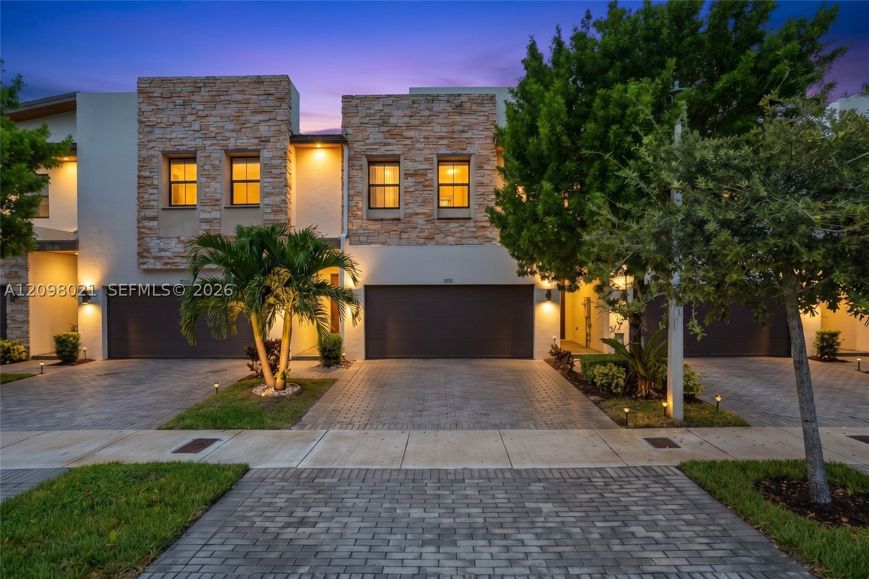 8110 NW 104th Ct