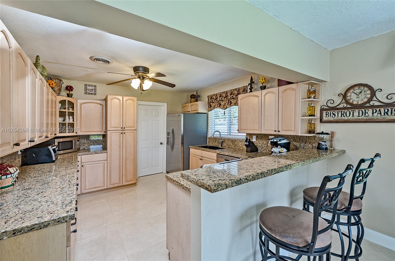 PLANTATION GARDENS 4TH SE - Residential