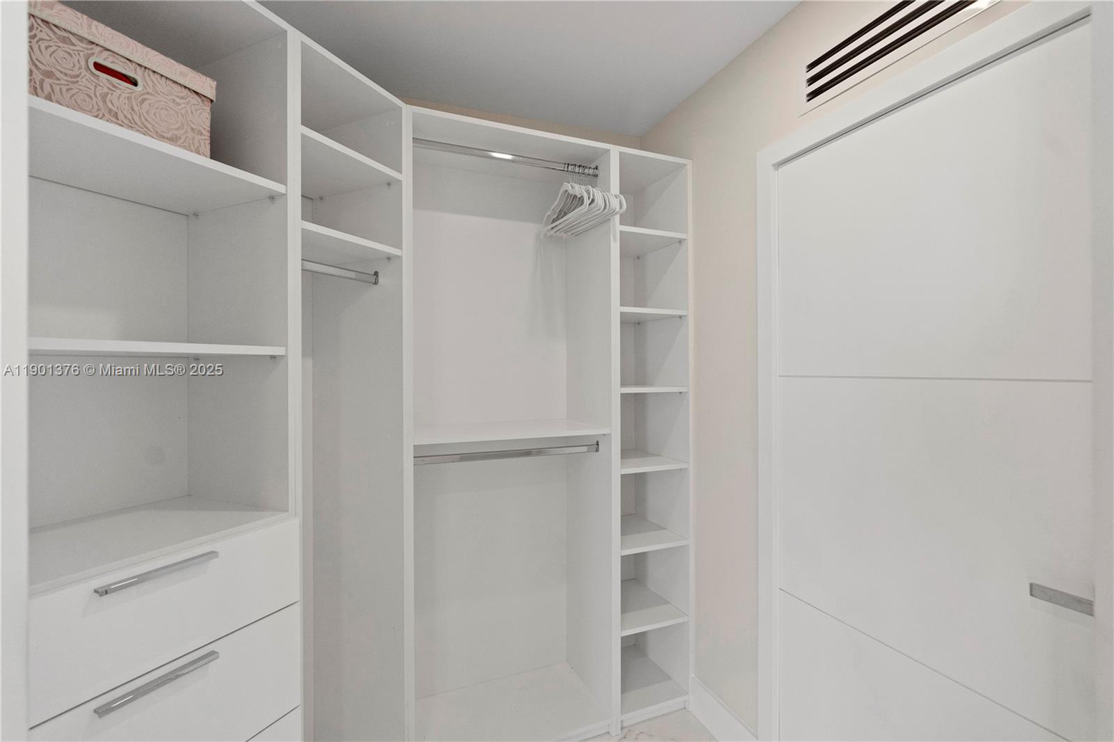 BLUE DIAMOND CONDO - Residential