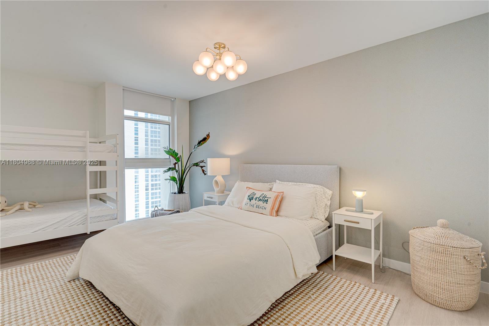 RENAISSANCE OF POMPANO BE - Residential Lease