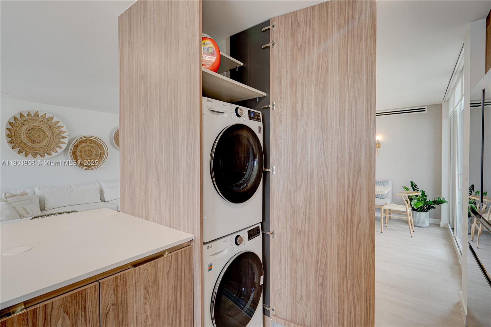 RENAISSANCE OF POMPANO BE - Residential Lease