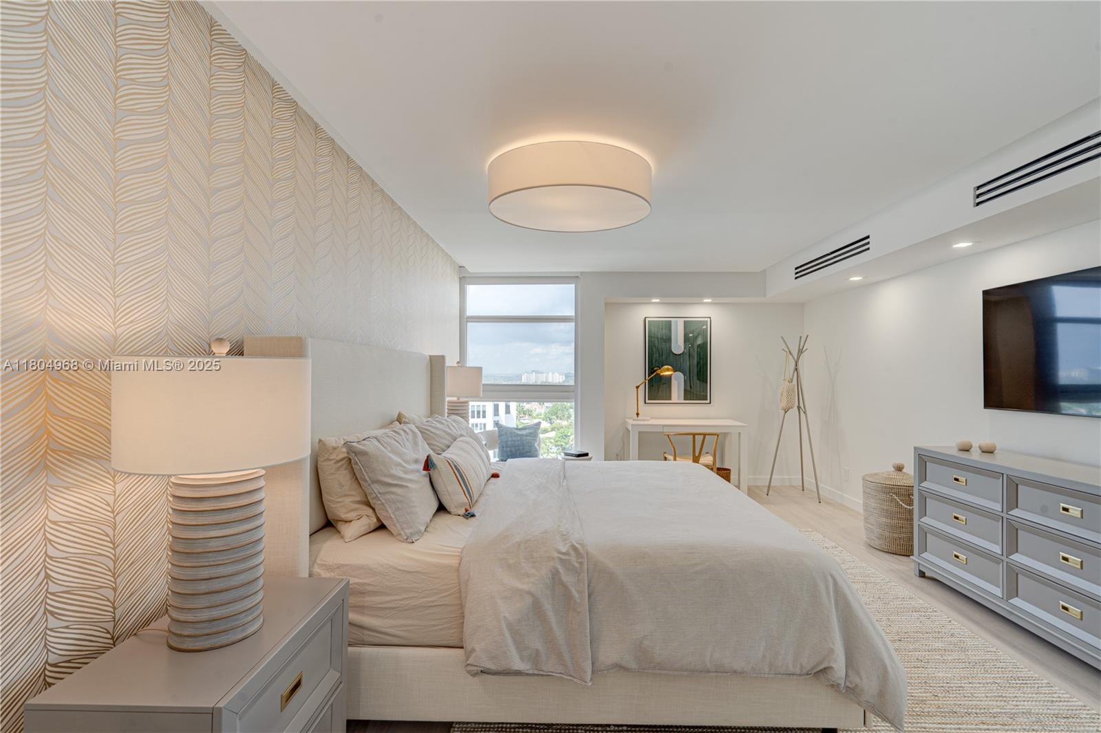 RENAISSANCE OF POMPANO BE - Residential Lease