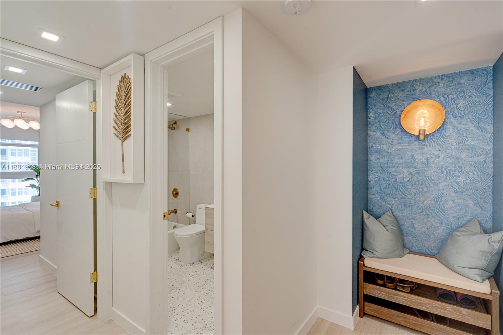 RENAISSANCE OF POMPANO BE - Residential Lease