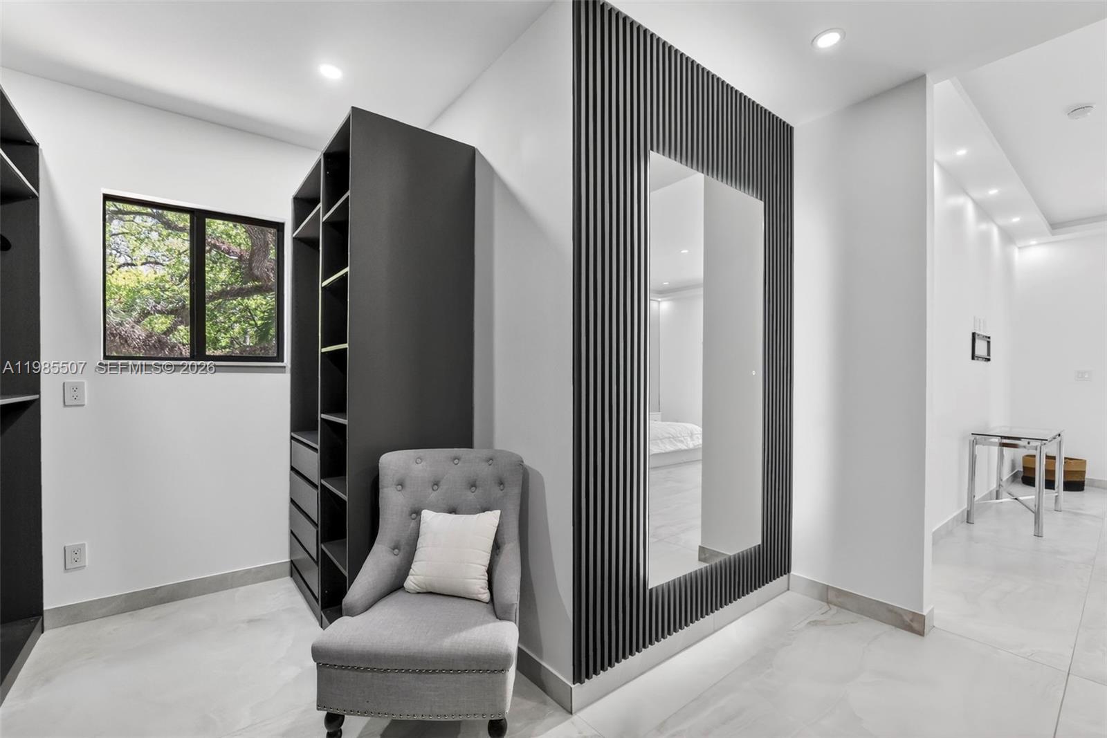 RIVERLAND MANORS - Residential