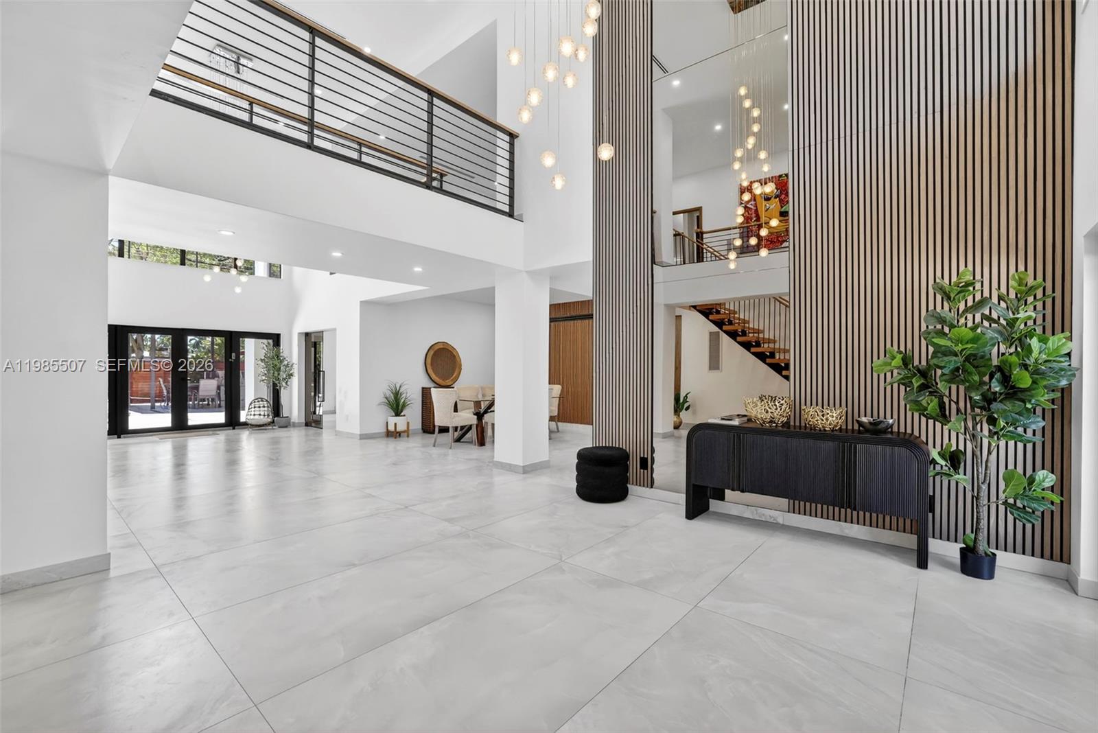 RIVERLAND MANORS - Residential