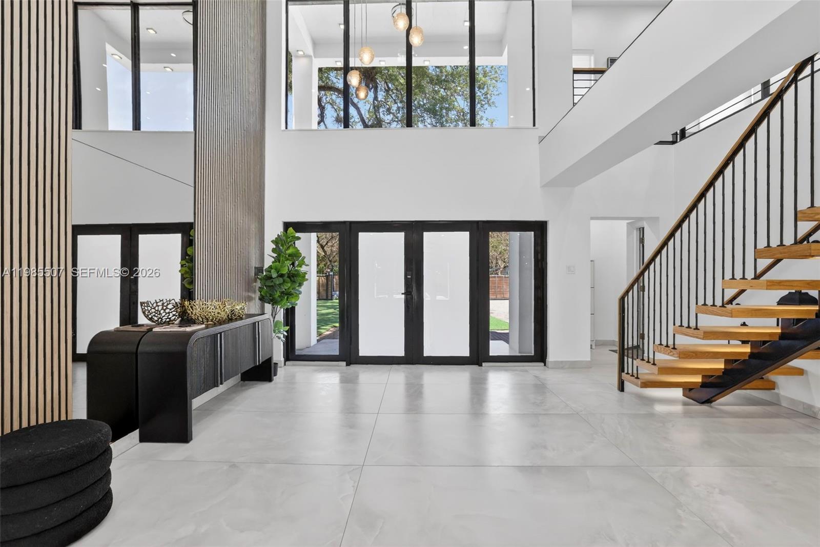 RIVERLAND MANORS - Residential